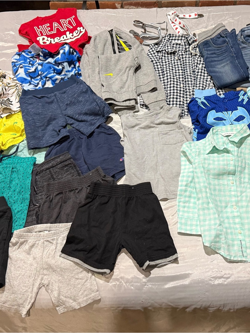 BOYS 2T–5T CLOTHING LOT — 25+ PIECES | NIKE • JANIE & JACK • PJ MASKS • MORE
